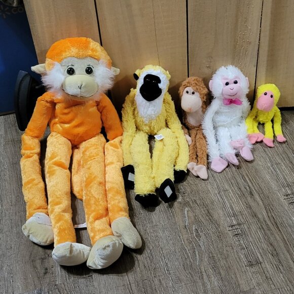 Hanging plush monkeys / one makes sound total of 5 - Picture 3 of 11